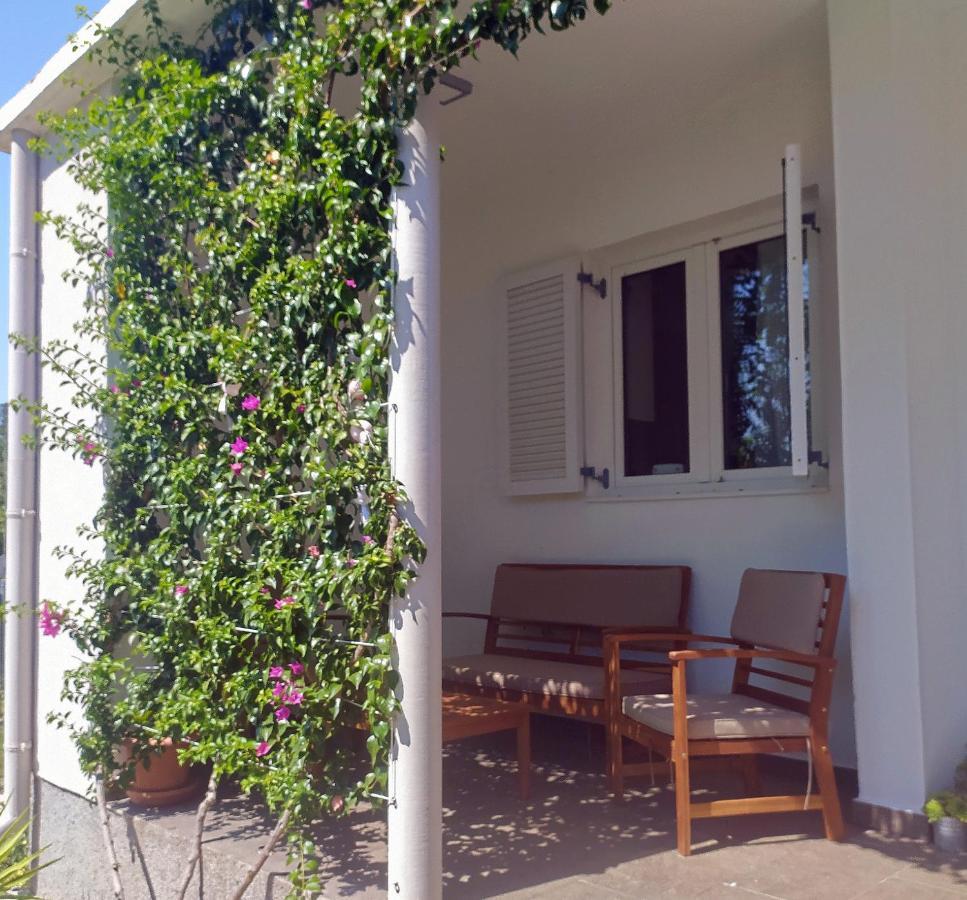 Seline Summer Home Екстериор снимка